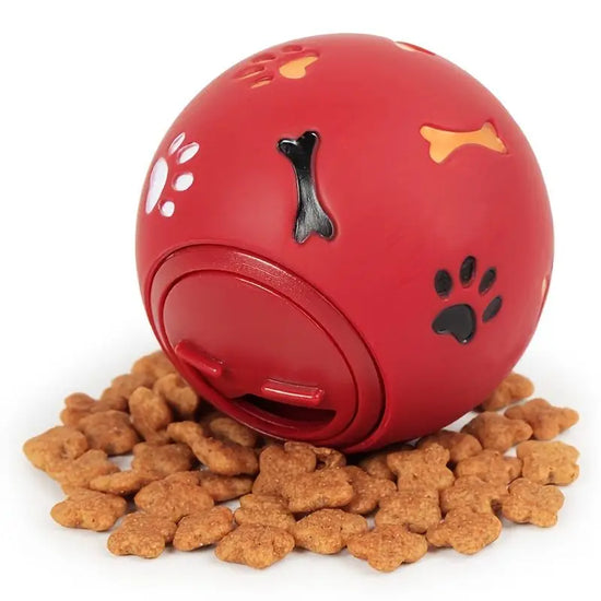 Food Dispensing Dog Toys; Pet Ball Toys; Rubber Slow Feeder Dog Puzzle Toys; Dog Treat Balls - M / Red